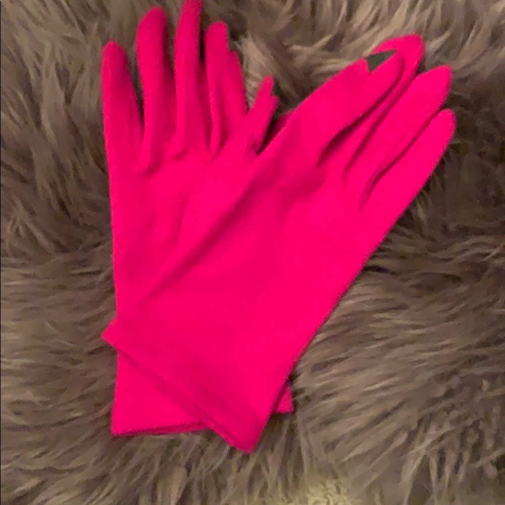 Hot pink echo brand gloves/ phone touch fingertips